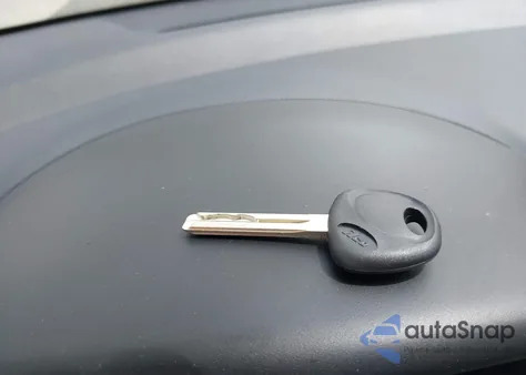 2010 Hyundai Elantra Touring Se z USA, uszkodzony, nr VIN KMHDC8AE7AU069162